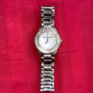 BETSEY JOHNSON SILVER RHINESTONE WATCH🤍